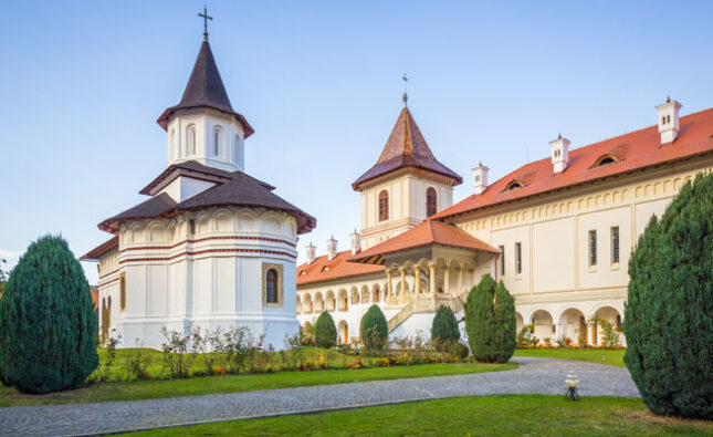 Mănăstirea Sămbăta din comuna Sămbăta de Sus, Brașov