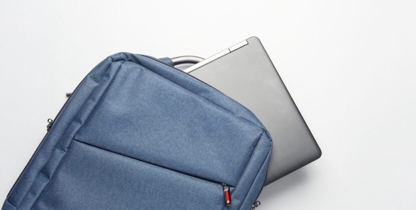 Ghiozdan, geantă de laptop sau servietă? Ce alegi pentru birou